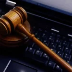 آیا انتشار چت‌ خصوصی جرم است؟