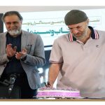 کیانوش عیاری شمع تولد ۷۴ سالگی‌اش را در نمایشگاه کتاب فوت کرد