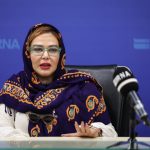 بهاره رهنما: خودشیفتگی باعث می‌شود کتاب نخوانیم/ از شعرهایی که سروده‌ام بی‌خبرم