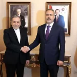 رایزنی عراقچی و فیدان درباره ازسرگیری مذاکرات هسته‌ای