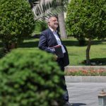 ادعای زاکانی پس از  فشارها و لغو کنسرت همایون شجریان: تنها مکان برگزاری تغییر کرده است!