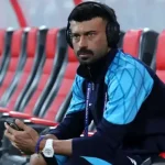 جایی که رامین رضاییان با هدفون به آن عادت کرده: نیمکت!