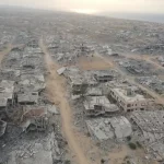 در محله تل‌الهوی غزه، تا چشم کار می‌کند ویرانی است