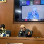 عبدی: اگر سیستم سیاسی تغییر جدی و صادقانه را بپذیرد همه باید صادقانه کمک کنند